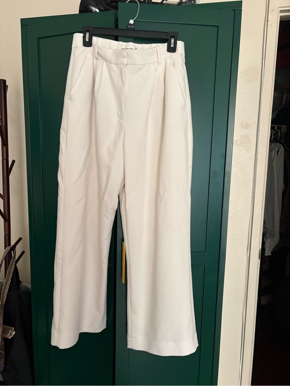 Abercrombie & Fitch Wide-Leg Cream High-Rise Trousers